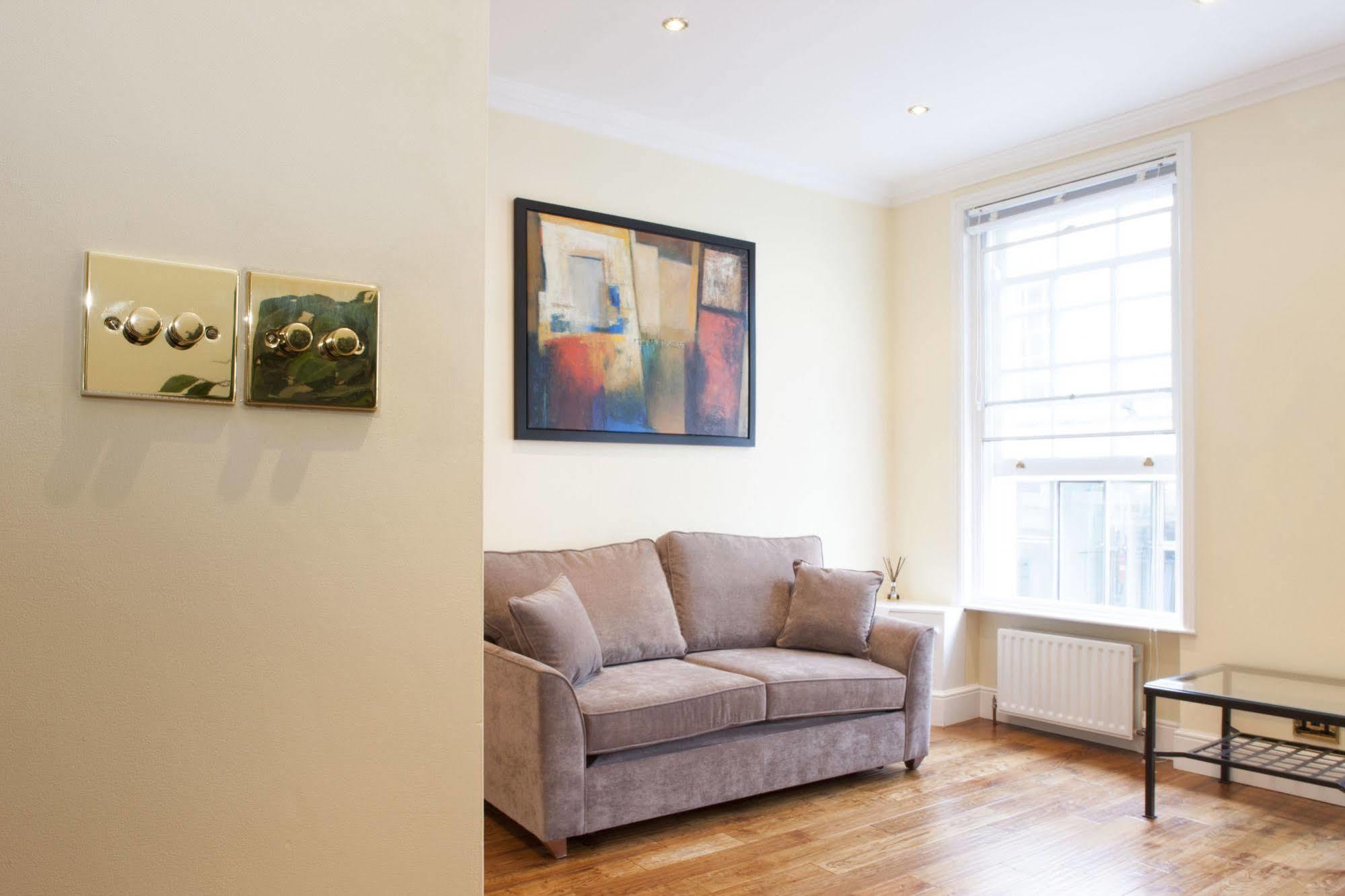 Piccadilly Circus Apartments 런던 외부 사진